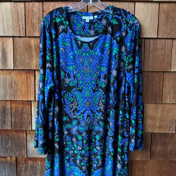 Like New Chico's Blue/Black Medallion Flare Sleeve Maxi Dress in Women's XXL - Picture 6 of 15